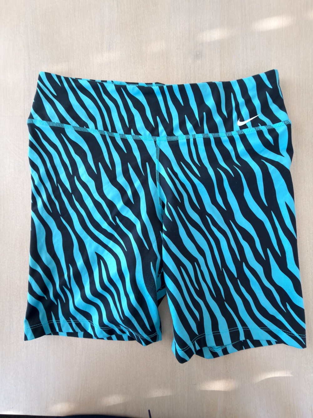 Nike Women's Turquoise and Black Zebra Print Swim Shorts Rash Guard - Large